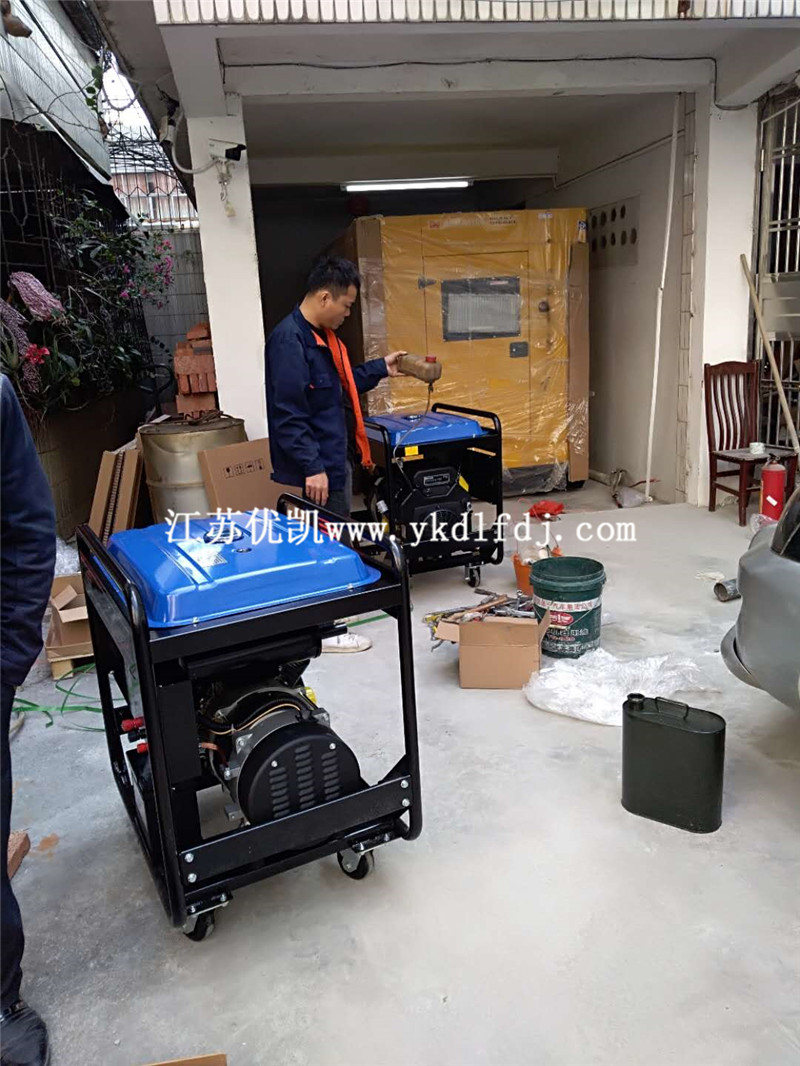 2020年10月21日，美國科勒2臺 玉柴發(fā)電機(jī)組靜音型200KW交付廣西農(nóng)業(yè)銀行使用