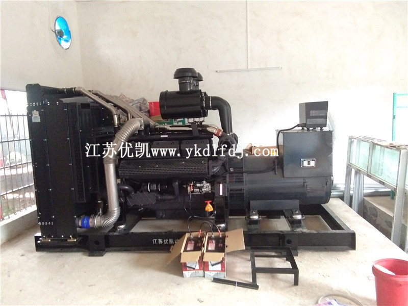 2021年5月17日，600KW上柴發(fā)電機(jī)組交付廣西欽州某養(yǎng)豬場使用