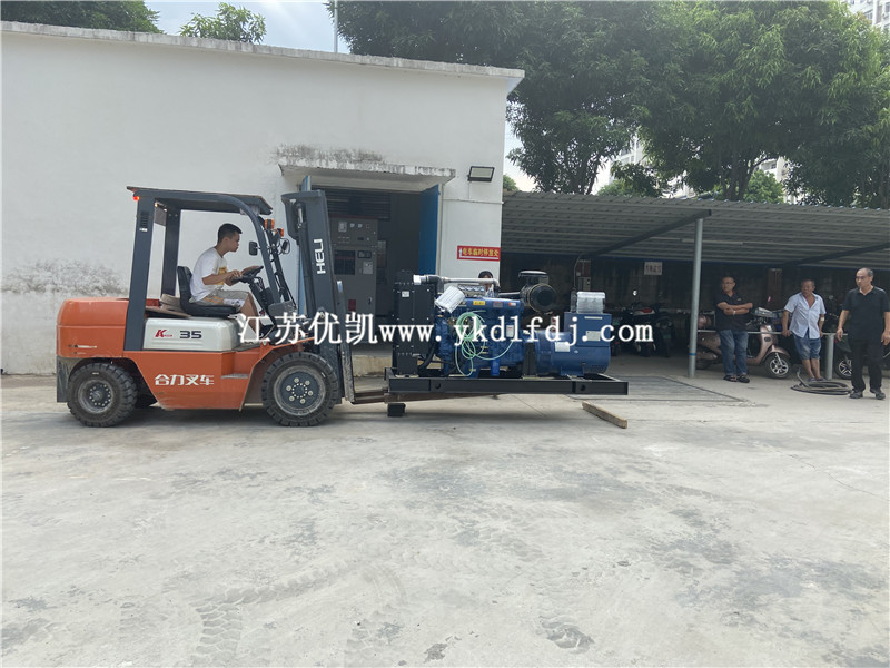 2021年9月30日，濰坊雷納120KW柴油發(fā)電機組交付廣西南寧限電工業(yè)區(qū)使用