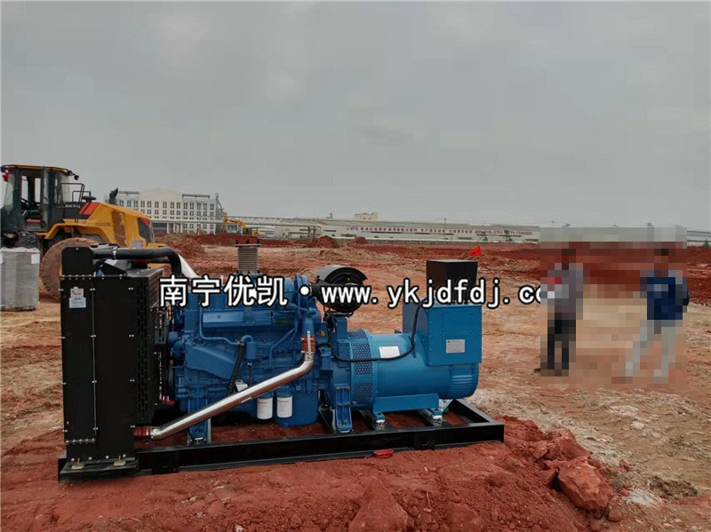 2022年3月12日，玉柴300KW柴油發(fā)電機組交付廣西南寧某工業(yè)園工地使用