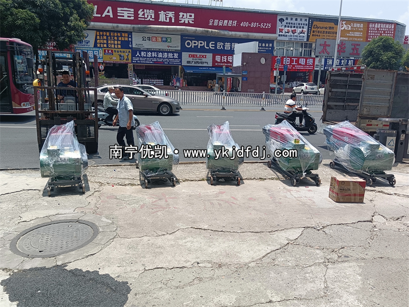 2023年7月26日，非洲項目出口5臺單缸柴油發(fā)電機組試機發(fā)貨大連港口