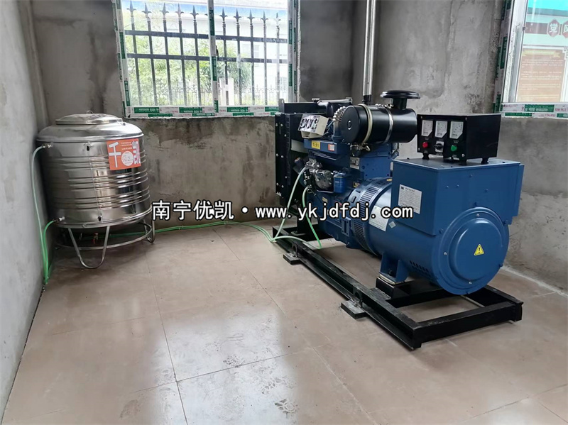 2024年1月30日，廣西衛(wèi)生院項目5臺50kw雷納柴油發(fā)電機(jī)組到貨安裝