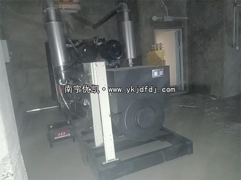 2024年3月25日，馬山高鐵站項目500kw凱普柴油發(fā)電機組安裝完成